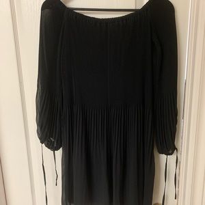 NWT Wilfred Aritzia Raison dress. Black; size Small; Long sleeve, pleats, sheer